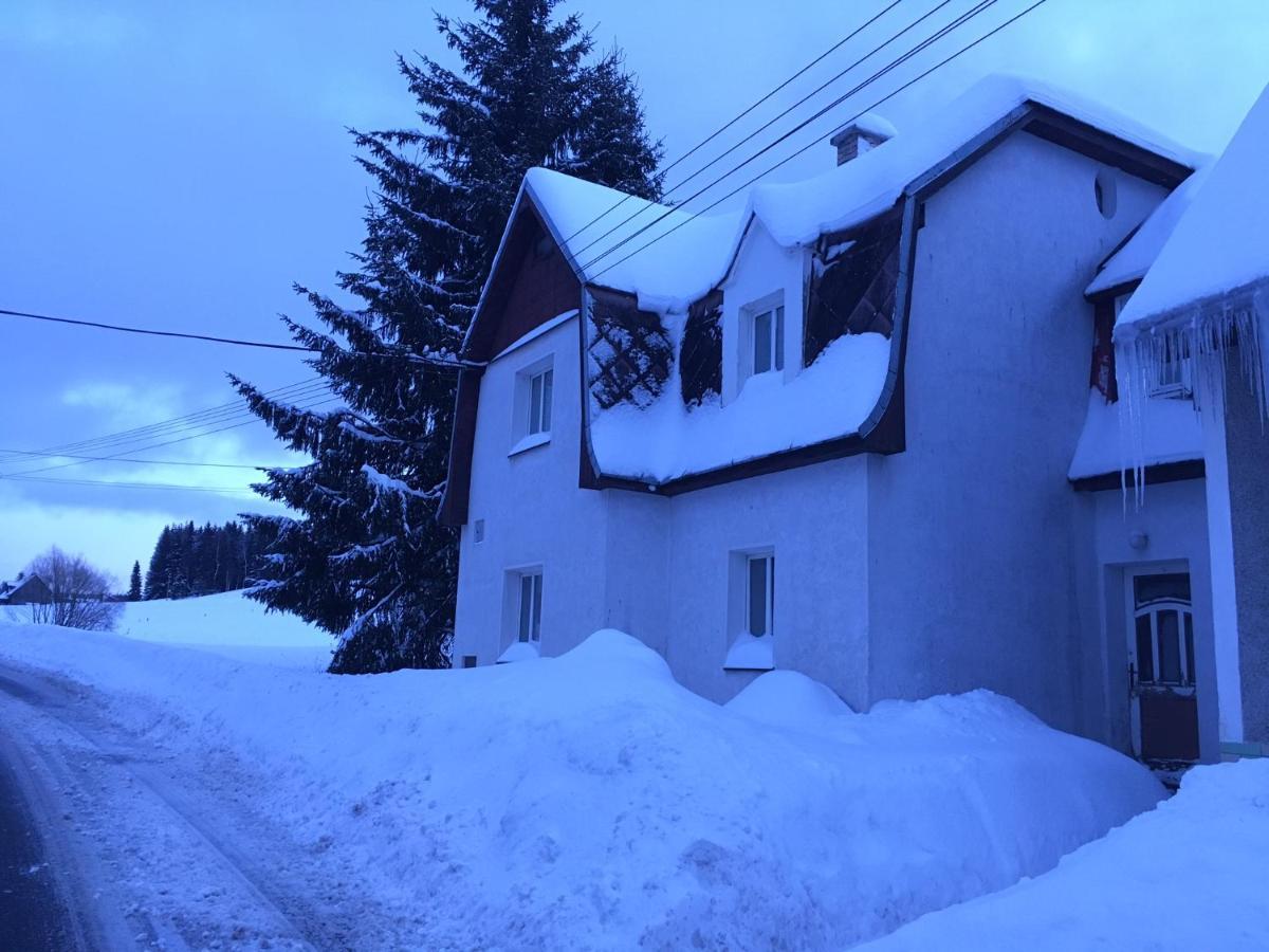 Ubytování u Matěje Horní Blatná Esterno foto
